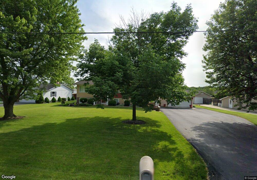 310 Elm Grove Rd, Bluffton, IN 46714 - photo 1