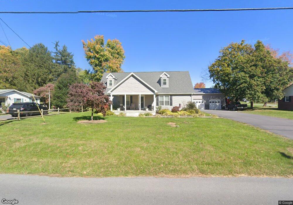 372 Henshaw Rd, Bunker Hill, WV 25413 - photo 1