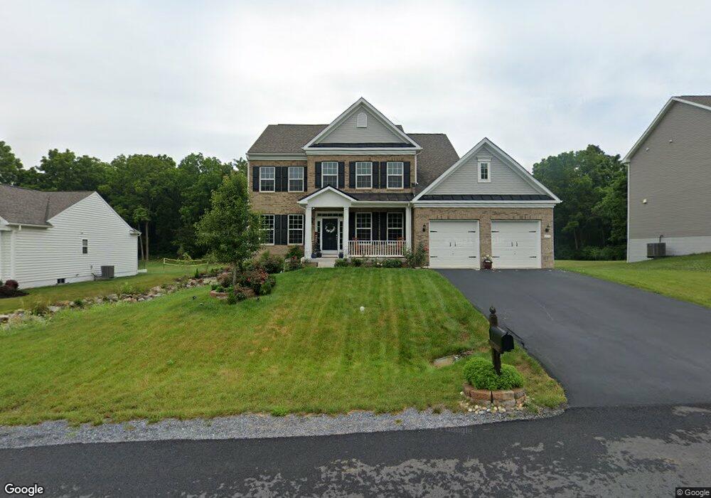 219 Chickamauga Dr, Harpers Ferry, WV 25425 - photo 1