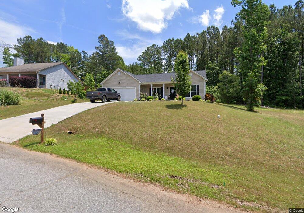 140 Ridge Dr, Senoia, GA 30276 - photo 1