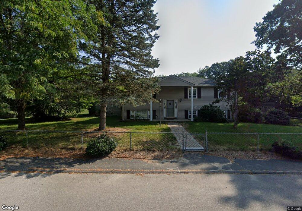 72 Wethersfield Rd, Bellingham, MA 02019 - photo 1