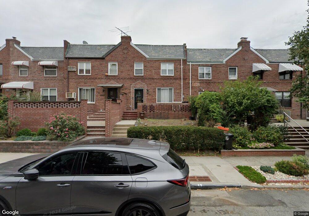 69-08 173rd St, Fresh Meadows, NY 11365 - photo 1
