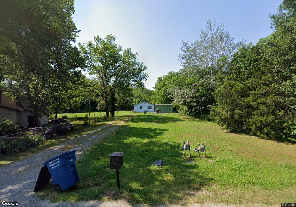 523 E Stacy Ave, Chouteau, OK 74337 - photo 1