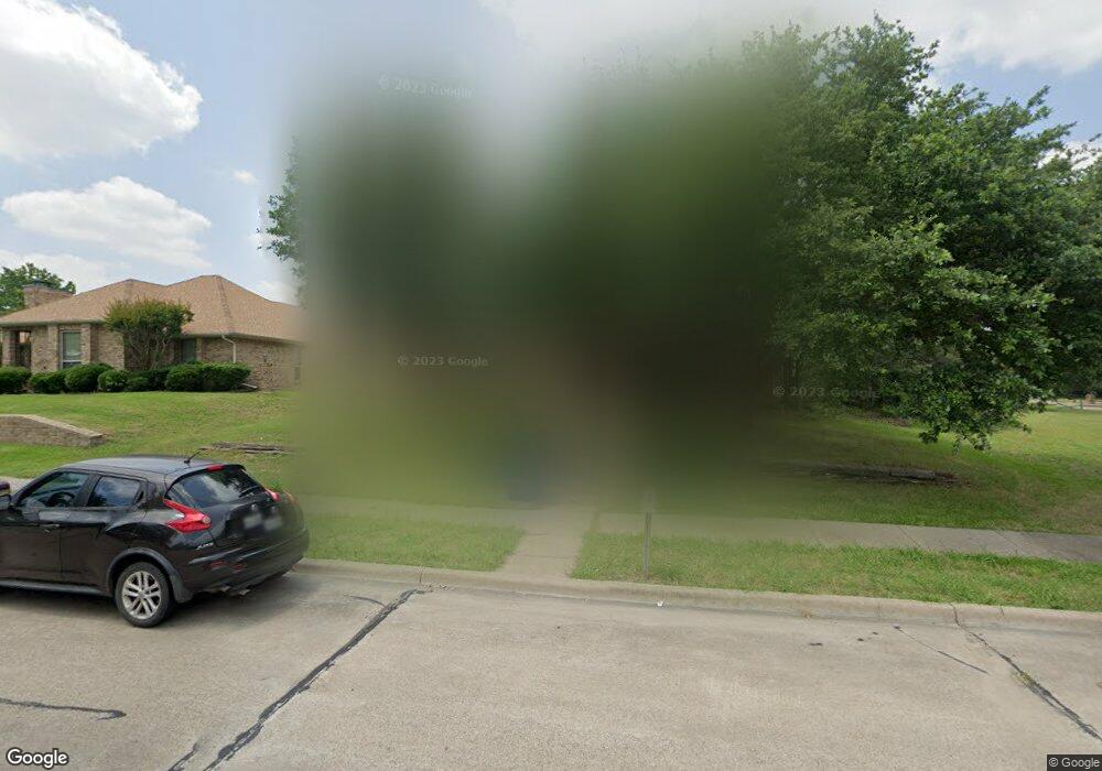1602 W Jamestown Dr, Ennis, TX 75119 - photo 1