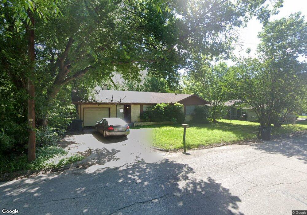 1104 N Douglas Ave, Cleburne, TX 76033 - photo 1