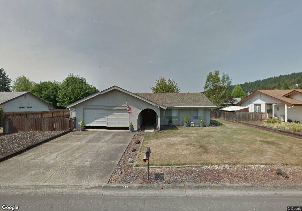 217 N Grove Ln, Sutherlin, OR 97479 - photo 1