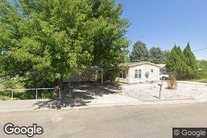 1017 W 9th St, Wray, CO 80758