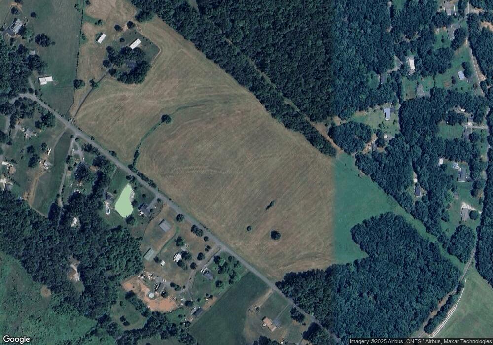 476 Sam Durrer Rd, Ruckersville, VA 22968 - photo 1