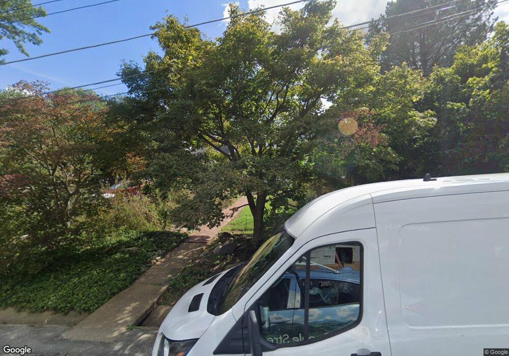 6805 Montour Dr, Falls Church, VA 22043 - photo 1