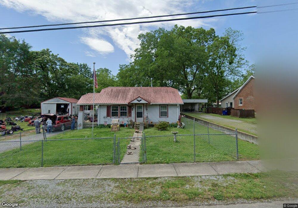 319 Colonial Ave, Shelbyville, TN 37160 - photo 1