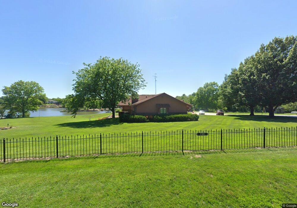 7301 SW Fountaindale Rd, Topeka, KS 66614 - photo 1