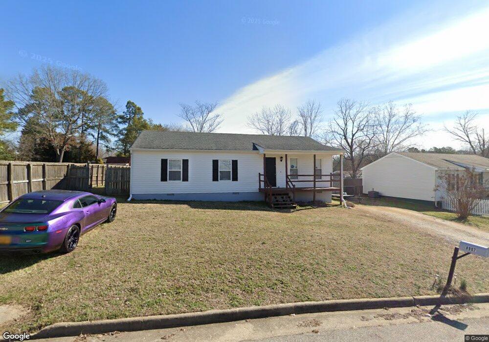 8907 Leafycreek Dr, North Chesterfield, VA 23237 - photo 1