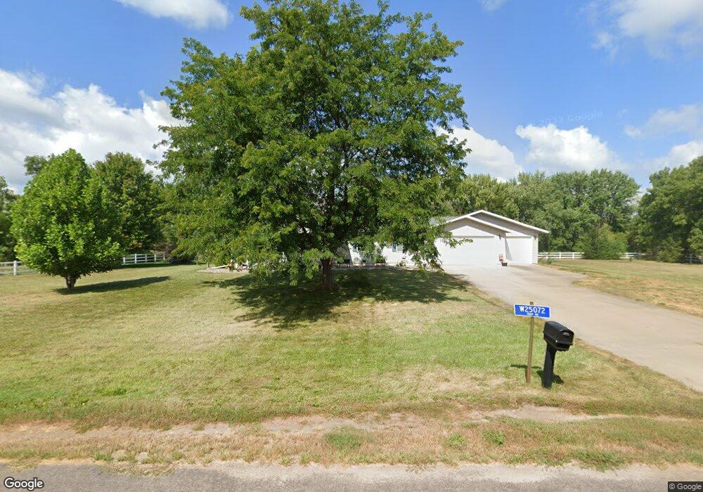 W25072 Todd Rd, Trempealeau, WI 54661 - photo 1