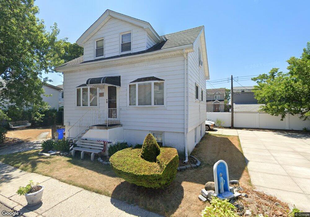 61 Aster Ct, Brooklyn, NY 11229 - photo 1