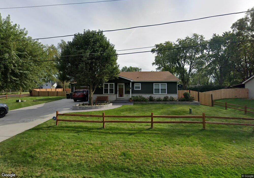 12869 W Cheyenne Rd, Waukegan, IL 60087 - photo 1