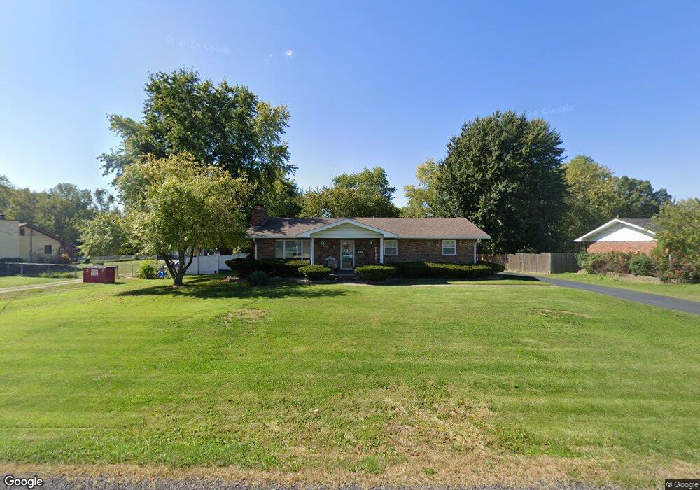 212 Willow Dr, Collinsville, IL 62234 - photo 1