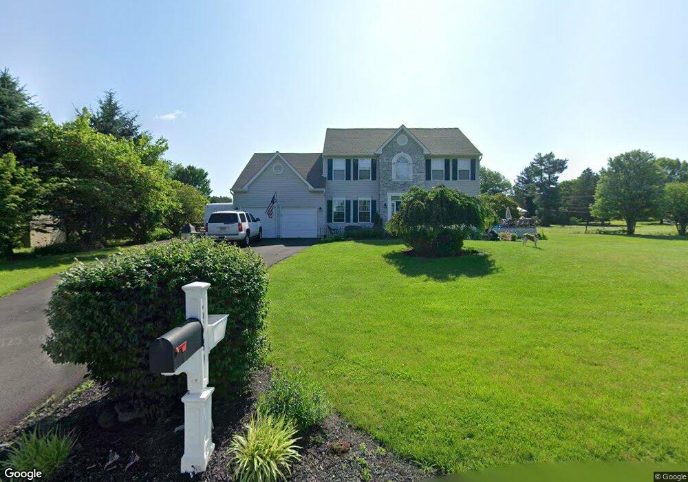 6589 Meadow Ct, Coopersburg, PA 18036 - photo 1