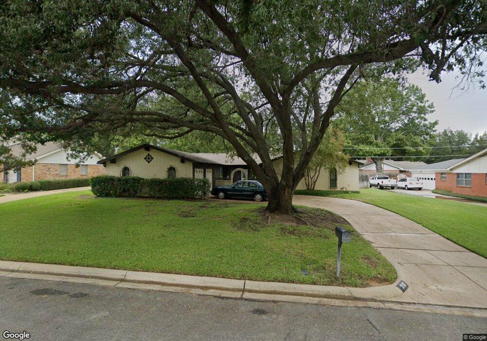 316 Hillview Dr, Hurst, TX 76054 - photo 1