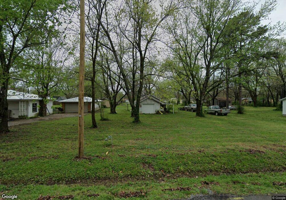 210 S Summit St, Prairie Grove, AR 72753 - photo 1