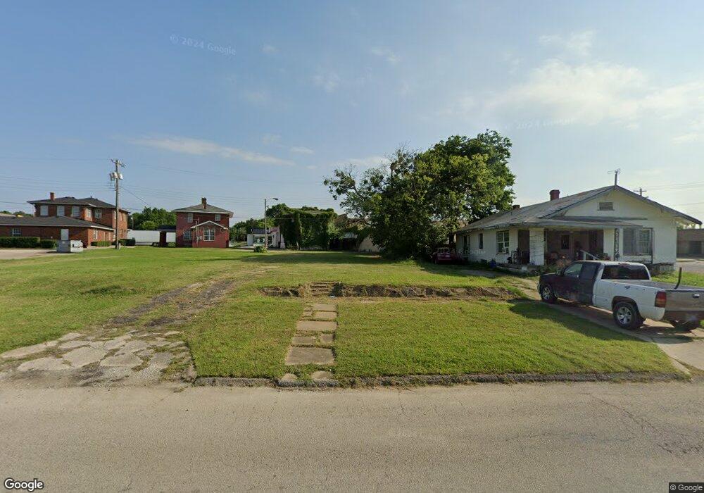 914 W Main St, Ardmore, OK 73401 - photo 1