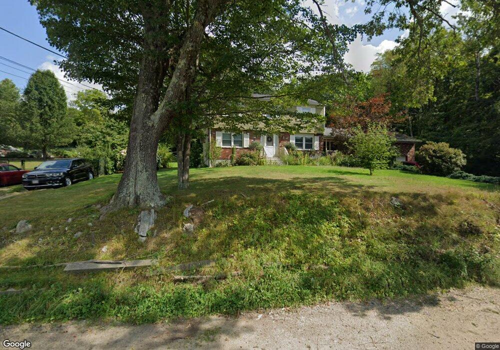 424 Charlton St, Southbridge, MA 01550 - photo 1