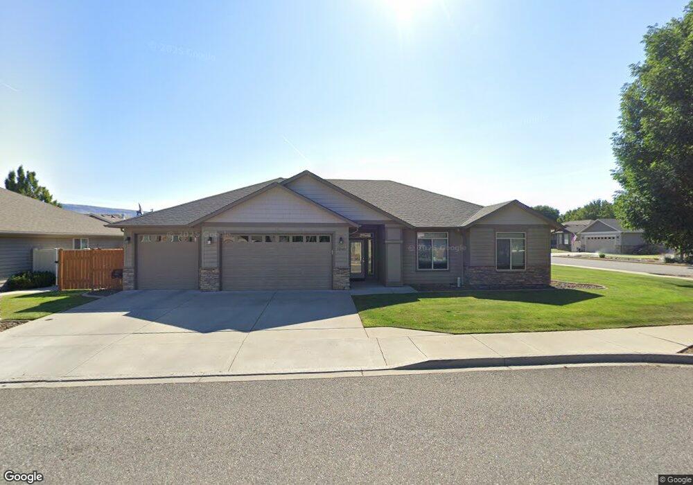 1340 Boulder Loop, East Wenatchee, WA 98802 - photo 1