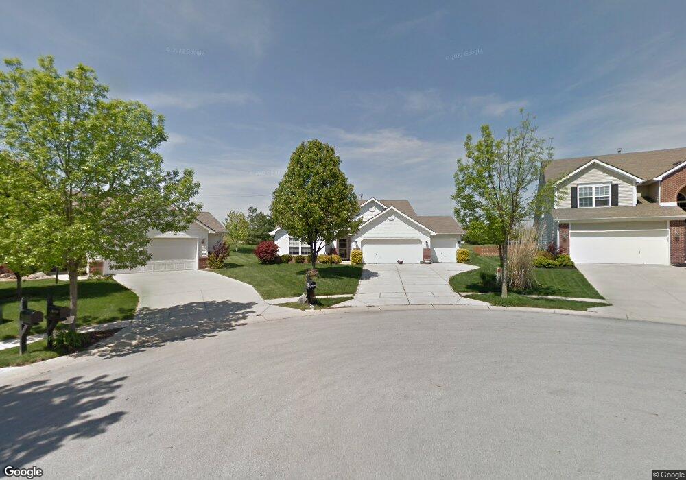 12460 Adirondack Ct, Fishers, IN 46037 - photo 1