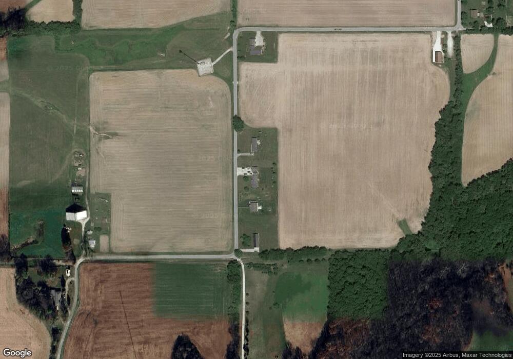 659 N Trojan Complex Rd, Covington, IN 47932 - photo 1