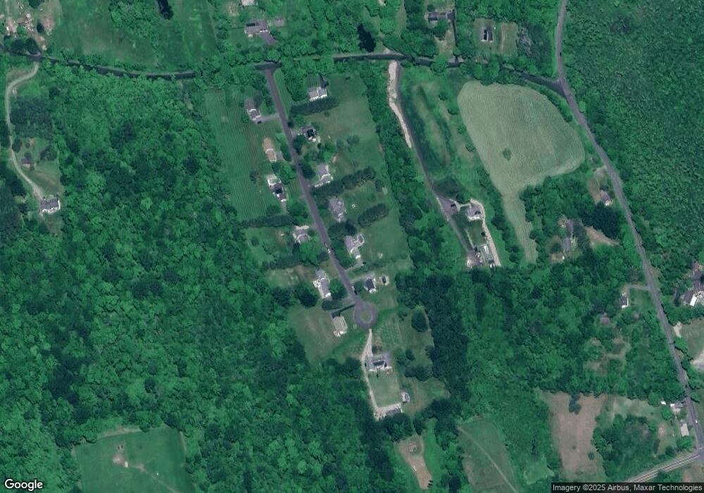 33 Sean Meadow Dr, Lakeside, CT 06758 - photo 1