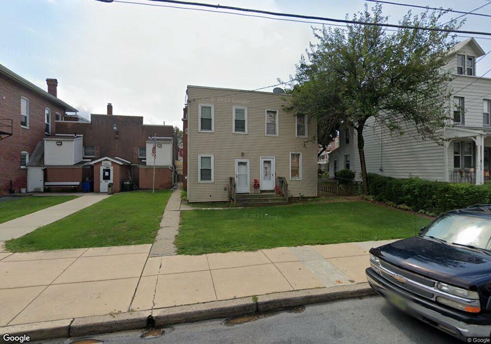438 Franklin St, West Reading, PA 19611 - photo 1