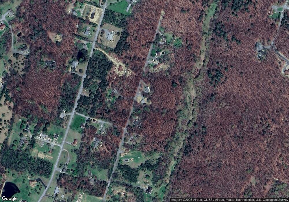 1135 Apple Orchard Cir, Berkeley Springs, WV 25411 - photo 1