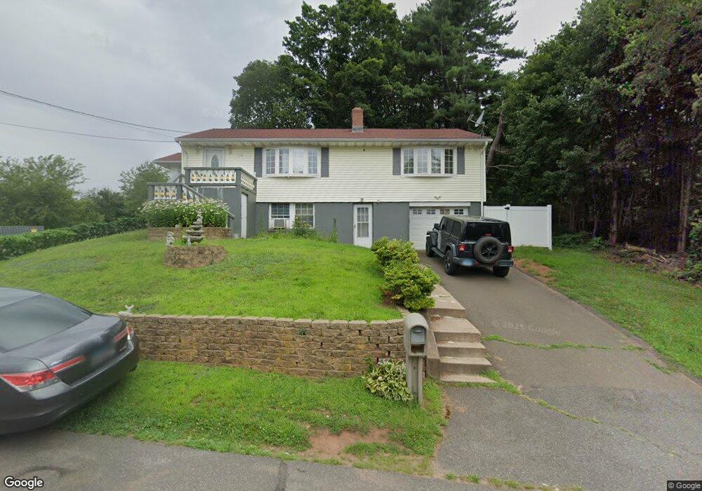 110 Botsford St, Meriden, CT 06451 - photo 1