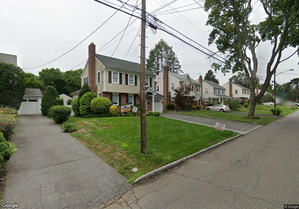 20 Colonial Pkwy, Dumont, NJ 07628 - photo 1