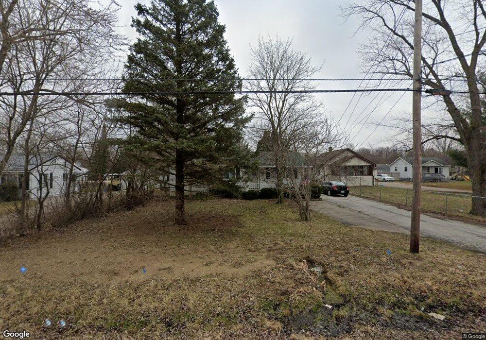 2085 Noble Ave, Flint, MI 48532 - photo 1