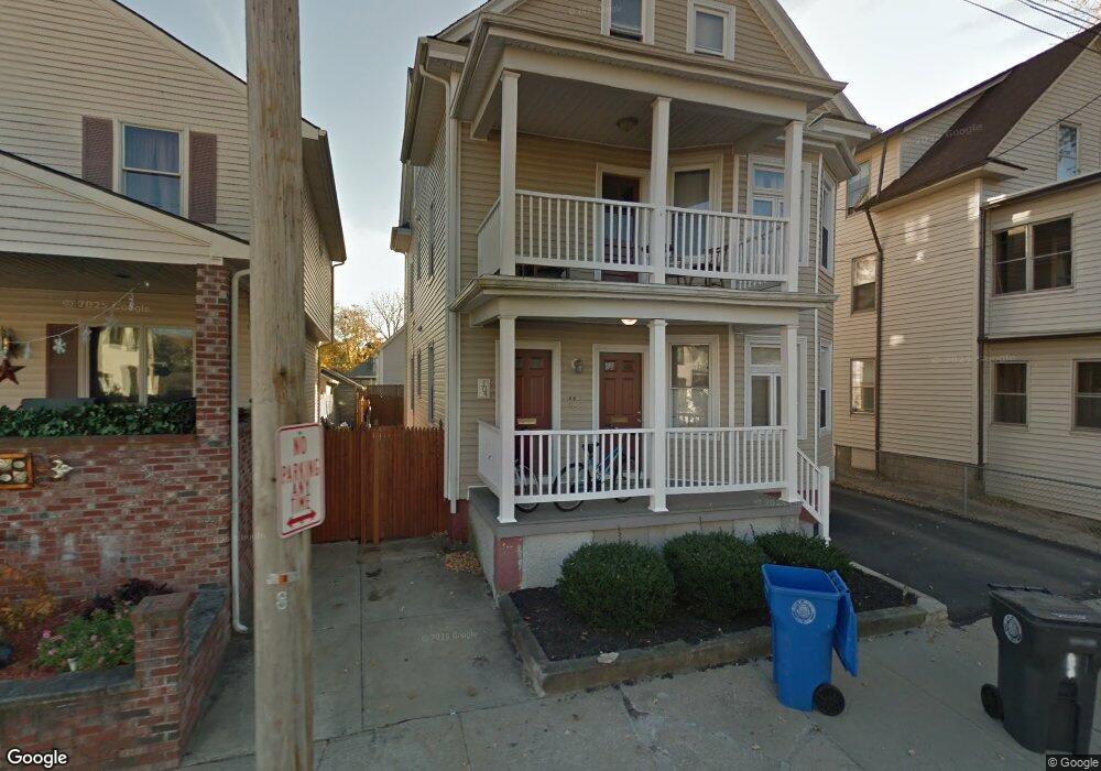 304 Bay View Ave, Providence, RI 02905 - photo 1