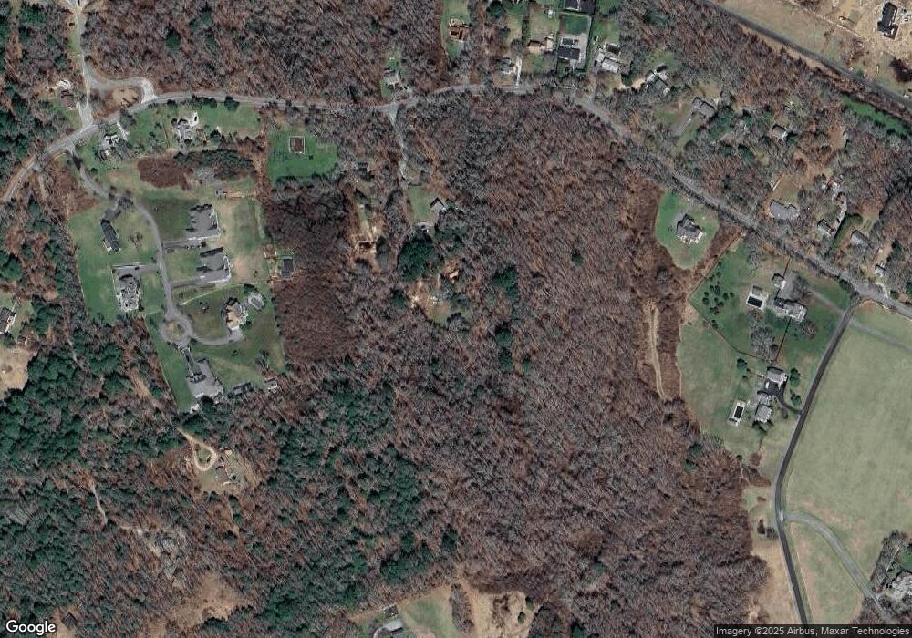 4 Lapham Ln, South Dartmouth, MA 02748 - photo 1