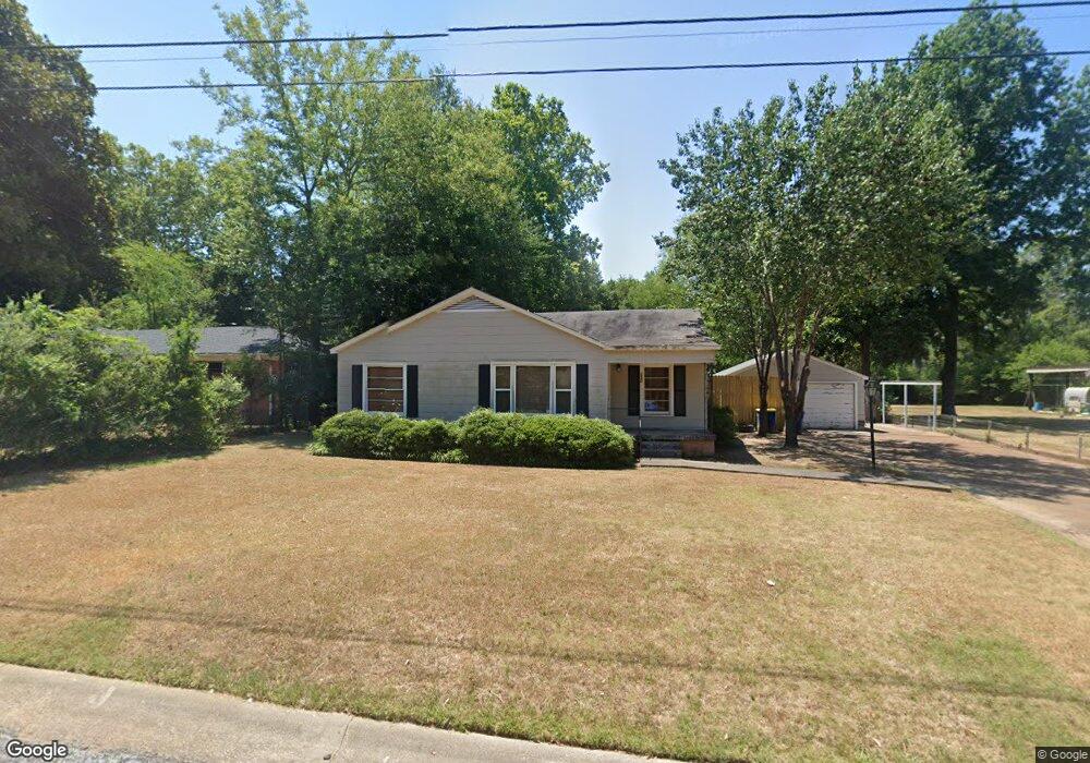 904 Camp St, Kilgore, TX 75662 - photo 1