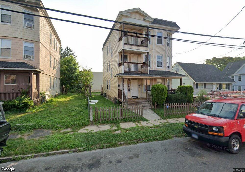 142 Cowles St unit 1, Bridgeport, CT 06607 - photo 1