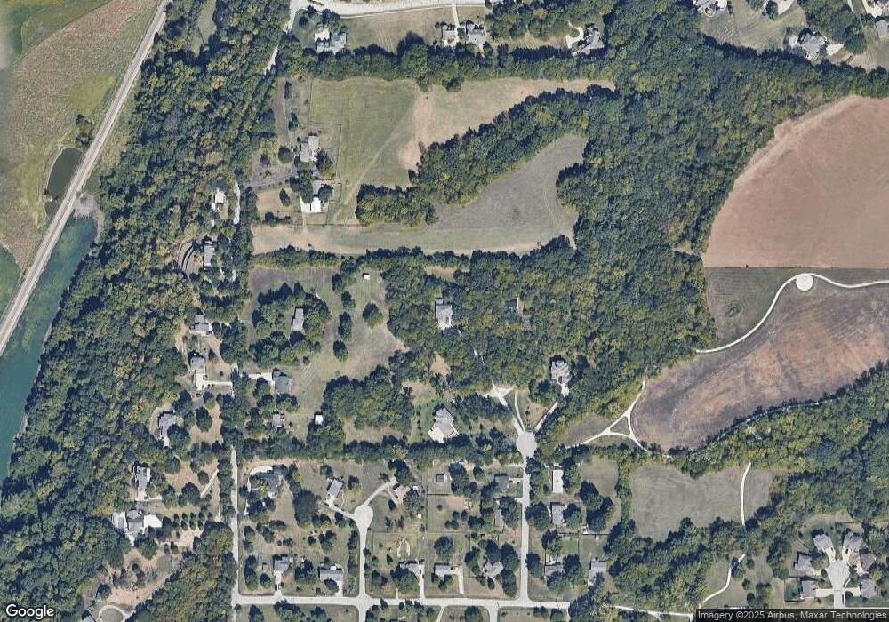 5230 Apache Ct, Shawnee, KS 66226 - photo 1