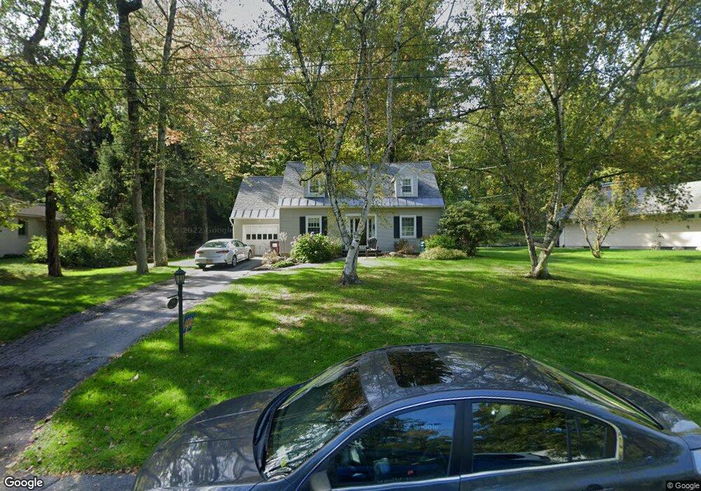 885 Morgan Ave, Schenectady, NY 12309 - photo 1