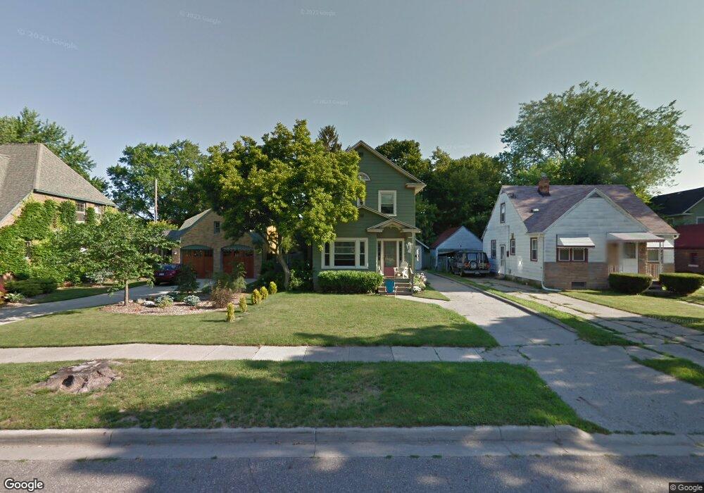 1512 W Hillsdale St, Lansing, MI 48915 - photo 1