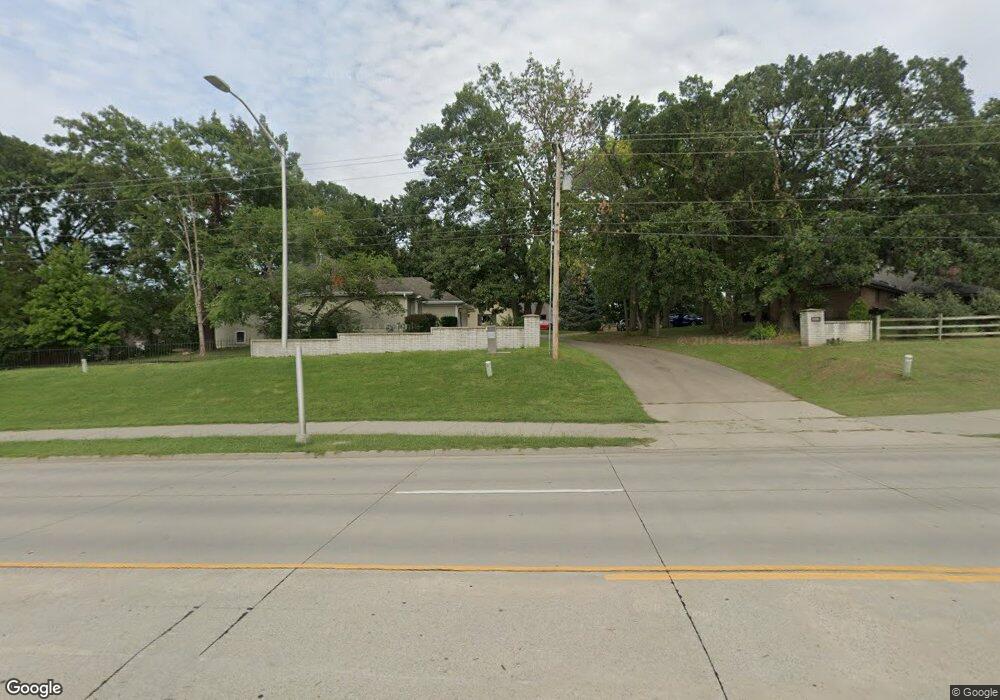 3336 SW Wanamaker Rd, Topeka, KS 66614 - photo 1