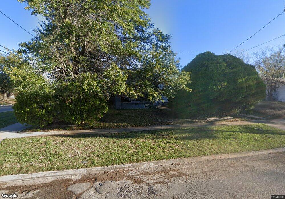 67 W Ottawa Ave, McAlester, OK 74501 - photo 1