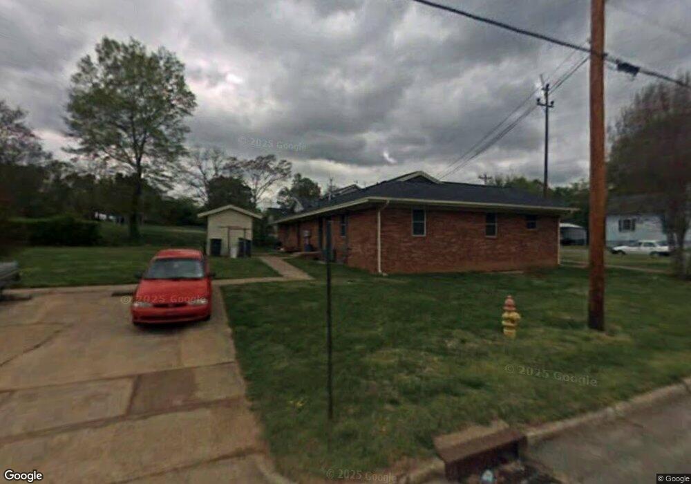 301 W Raleigh Ave, Statesville, NC 28677 - photo 1