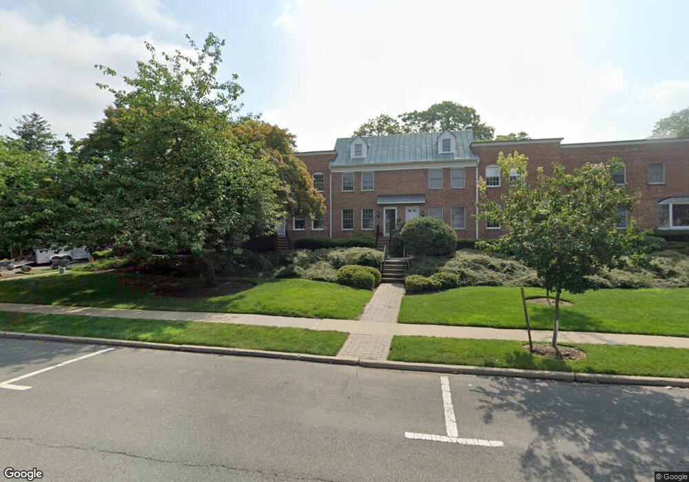 30 Elm St unit 30A, Summit, NJ 07901 - photo 1