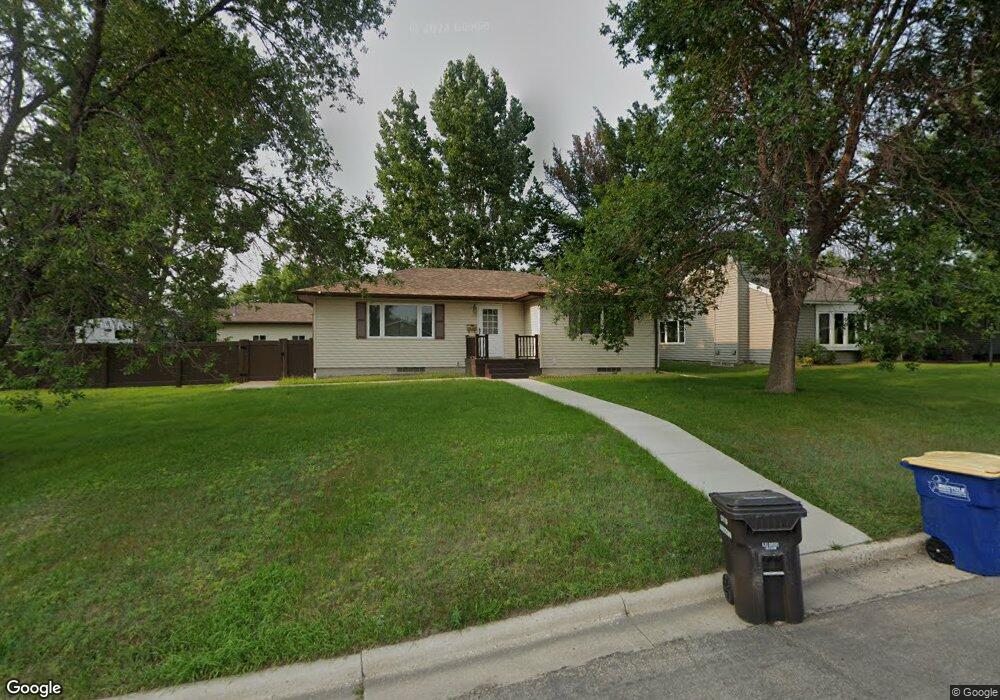 1113 2nd Place NE, Jamestown, ND 58401 - photo 1