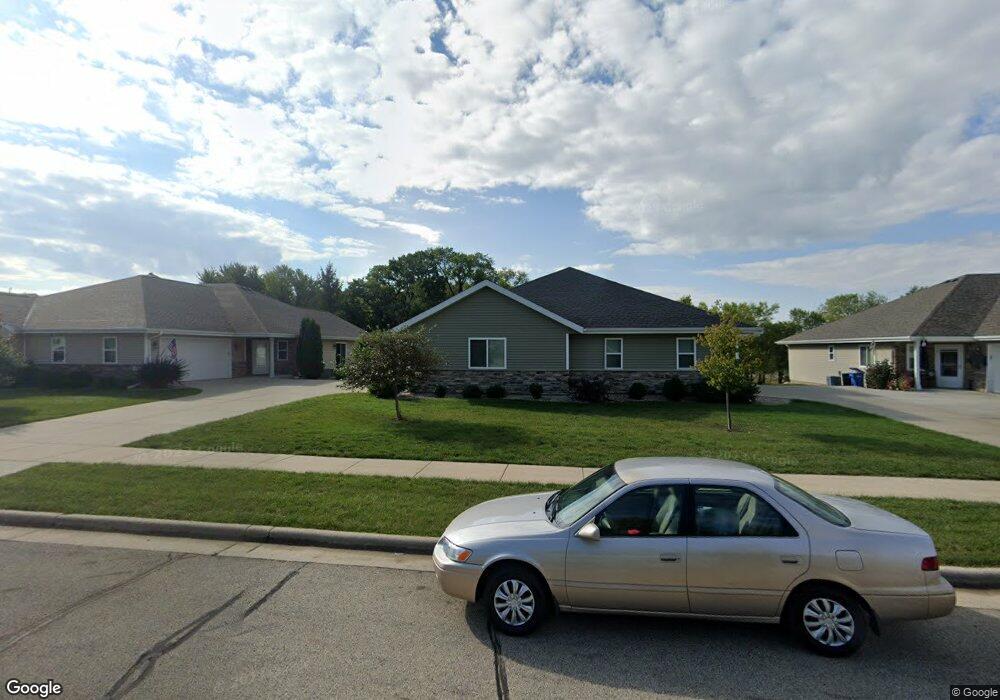 824 Oregon Parks Ave, Oregon, WI 53575 - photo 1