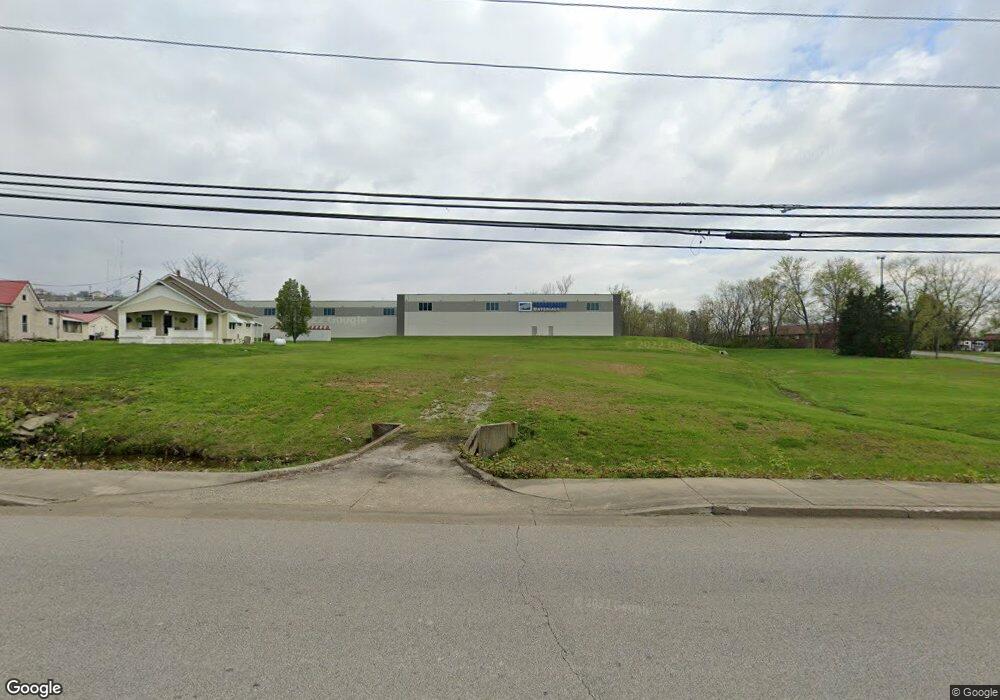 311 Hausfeldt Ln, New Albany, IN 47150 - photo 1