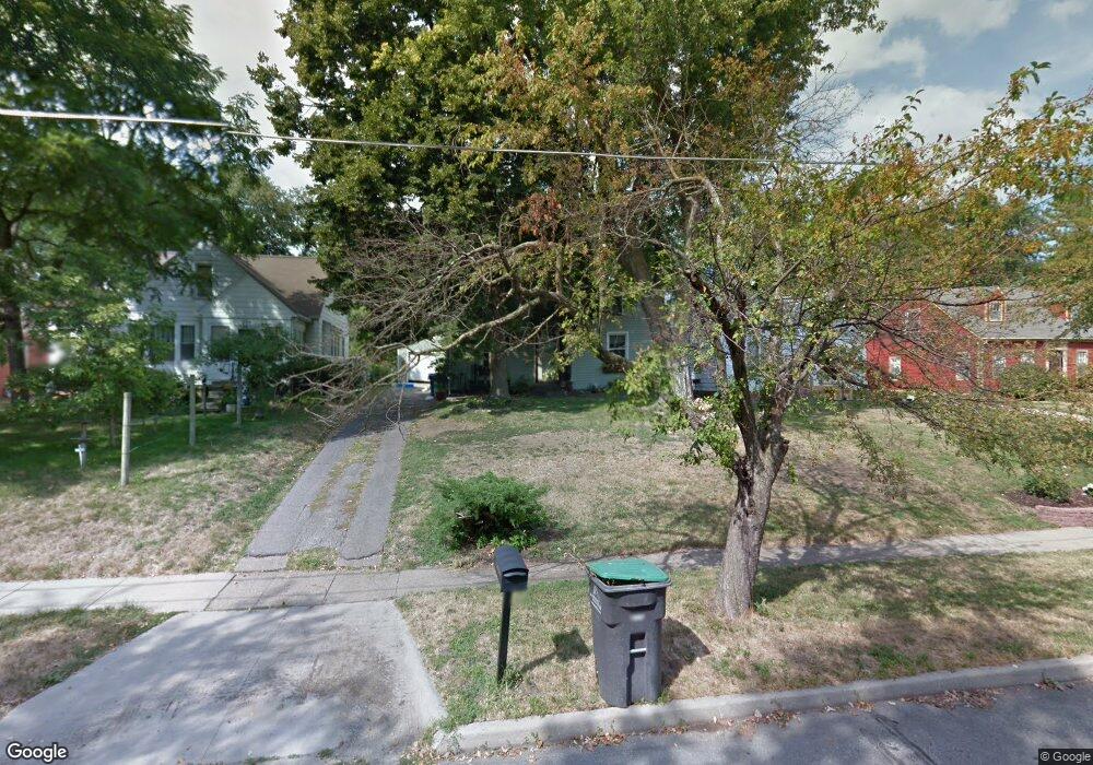 4301 Northwest Dr, Des Moines, IA 50310 - photo 1