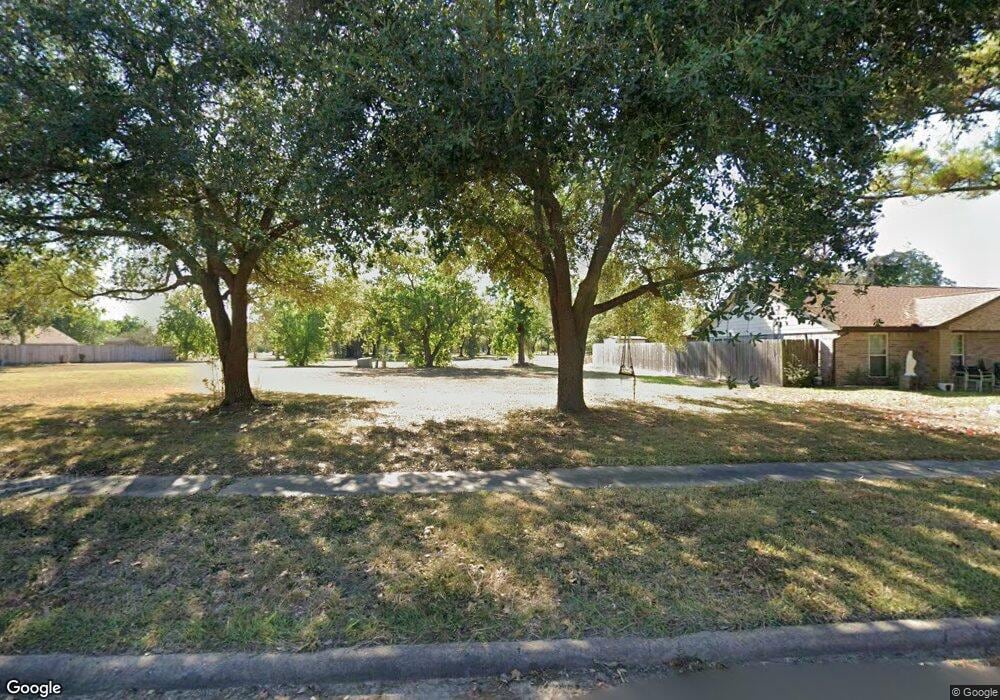 7031 Woodland West Dr, Houston, TX 77040 - photo 1